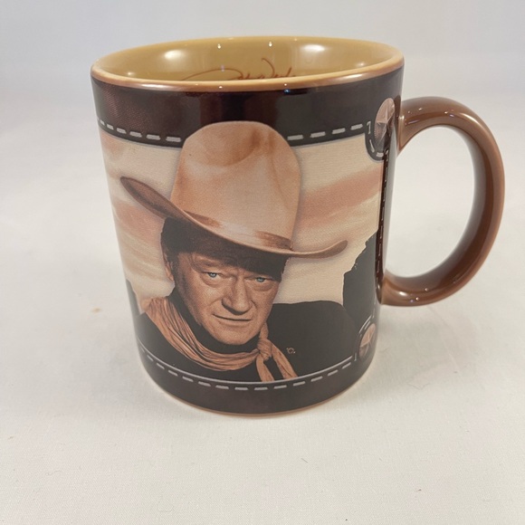 John Wayne “The Duke” 12 Oz coffee mug - Picture 1 of 4